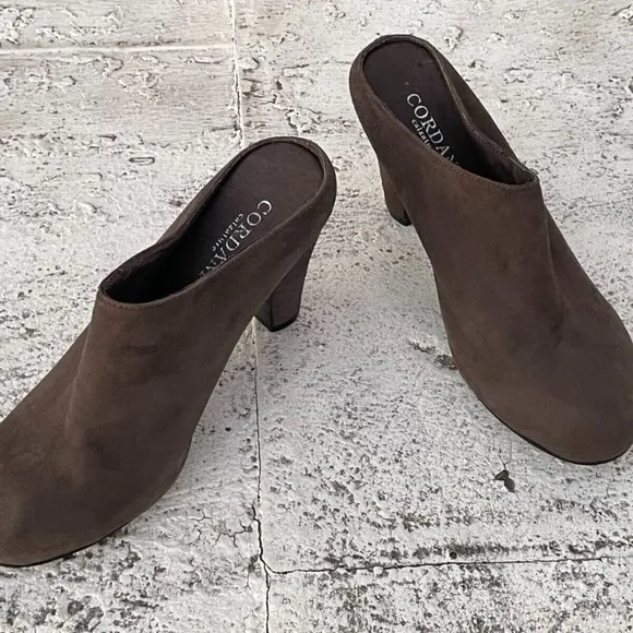 Cordani Calzature Women Mule Shoes Gray Suede Leather Heel Sandal Size 39.5