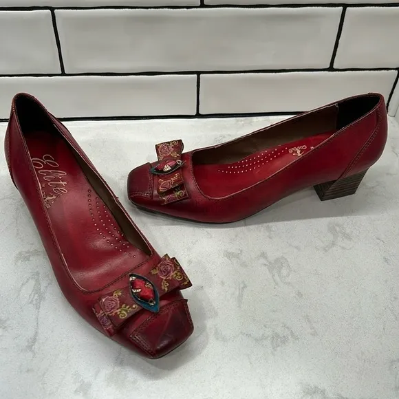 Corkys Women's Camellia Elite Pumps Shoes Red SZ 7 Leather Bow Block Heel