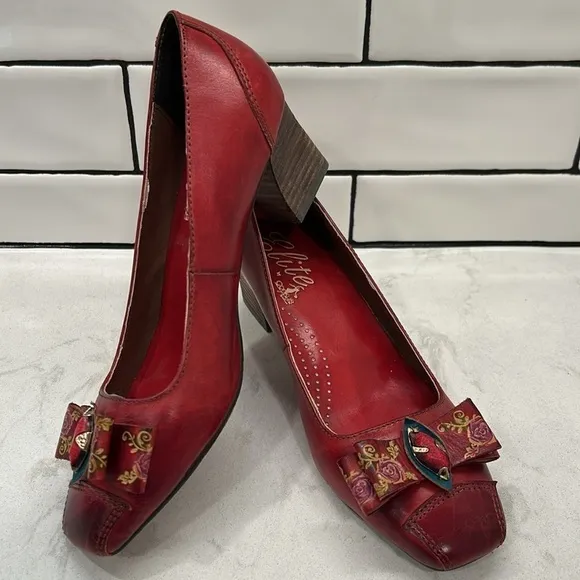 Corkys Women's Camellia Elite Pumps Shoes Red SZ 7 Leather Bow Block Heel