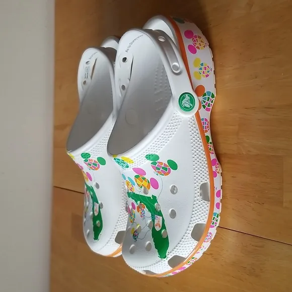 Crocs Adult Disney Mickey Mouse Balloon Icon Shoes