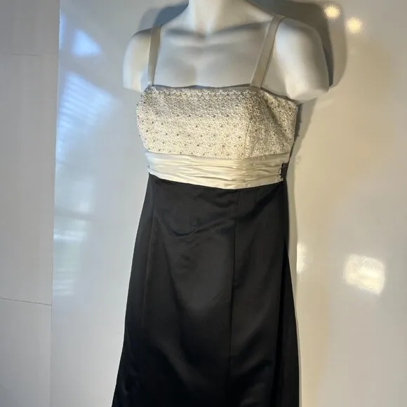David's Bridal 2pc SZ16 Black &amp; White Satin Lace Beaded Formal Wedding Black Tie