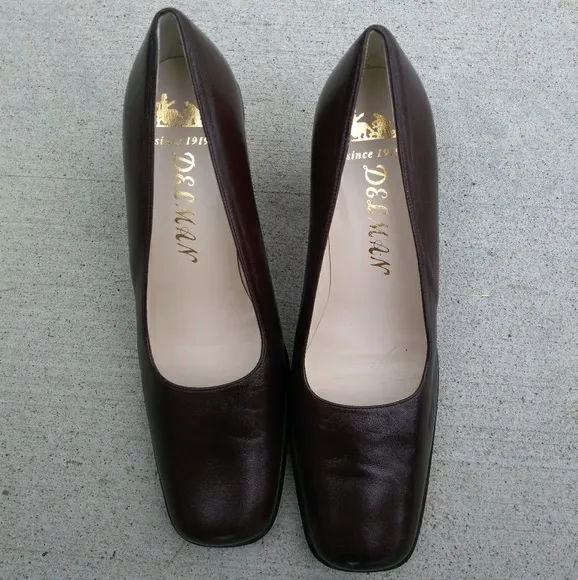 Delman Brand Classic Leather Heeled Pumps