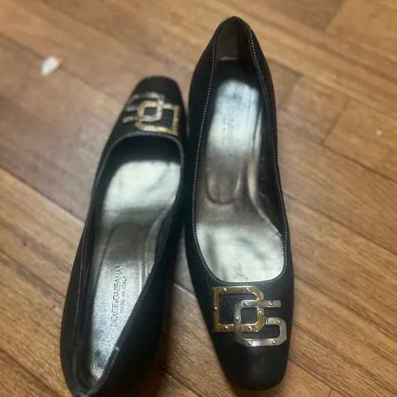 Dolce &amp; Gabbana Black Heels with Gold Buckle