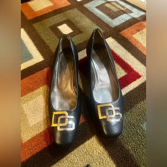 Dolce &amp; Gabbana Black Heels with Gold Buckle