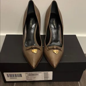 Dolce &amp; Gabbana Brown Leather Heels with Gold Embellishment