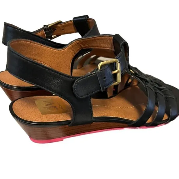 Dolce Vita Black strapped Sandal Heels