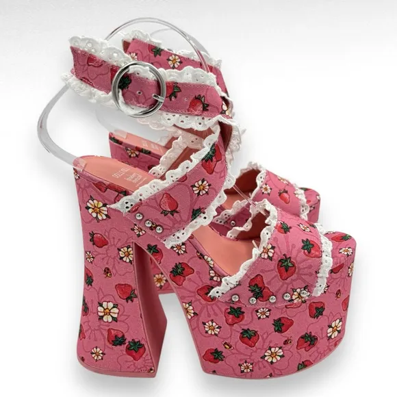 Dollskill Strawberry Shortcake It's A Berry World Platform Heels Sandals Pink 7