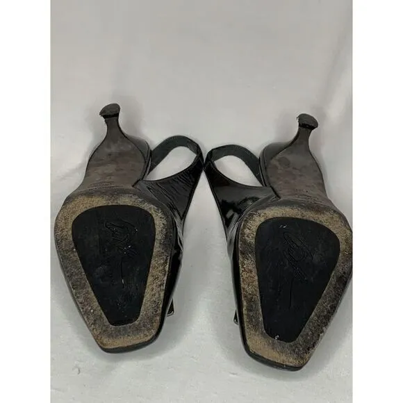 Donald J Pliner Kitten Heel Pumps Black Patent Leather Silver‎ Buckle Size 7.5 N