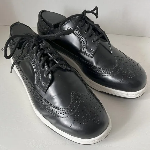 Dr. Martens Gabe Black Patent Brogues – Black &amp; White Wingtip Shoes – Size 10 US