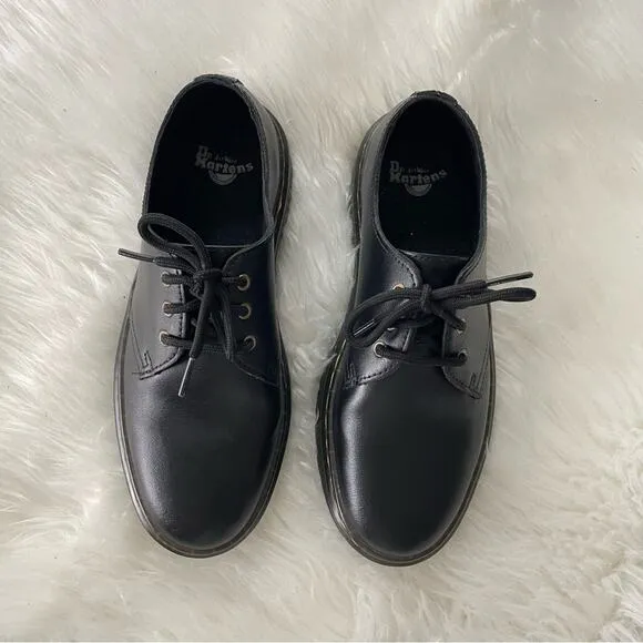Dr. Martens | Women’s Zavala Lo Women's Oxford Classic Black Lace-Up Flats Shoes