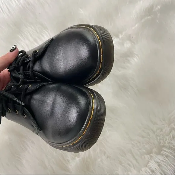 Dr. Martens | Women’s Zavala Lo Women's Oxford Classic Black Lace-Up Flats Shoes