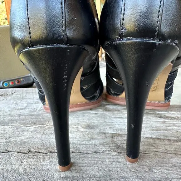 DV by Dolce Vita Shani Strappy Peep Toe Booties 6 Cage Heel Sandals Coquette Y2K