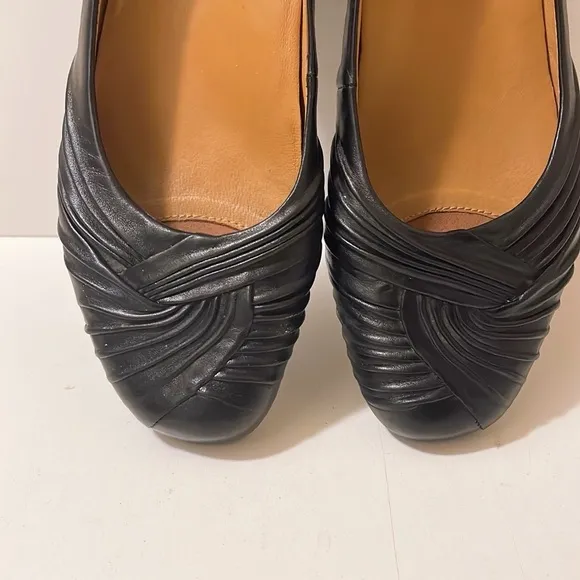 Earthies Black Gathered Ruche Leather Flats Shoes VANYA 8 Medium Excellen...
