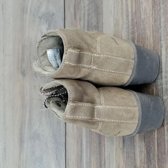 Eddie Bauer Women Suede Wedge Booties Shoes sz 8.5