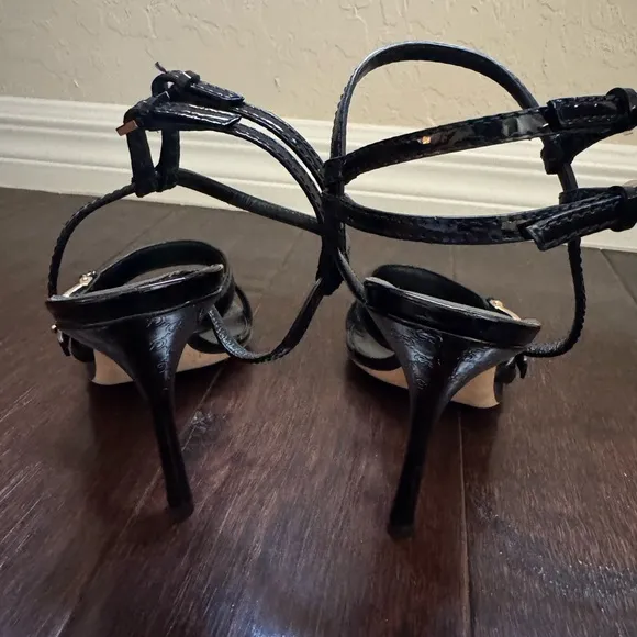 Elegant Gucci Black Patent Strappy Heels