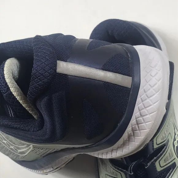 EVERUN SAUCONY  GUIDE ISO MEN SHOES SIZE 8.5