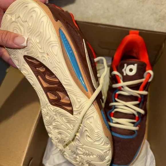 EYBL BASKETBALL SHOES KD15VERY RARE SHOE