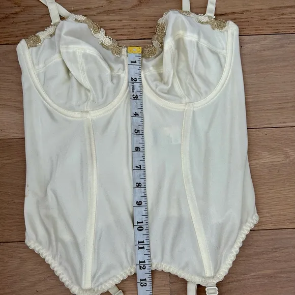 FANTASIE EMBROIDERED Corset Bustier Merry Widow Guepiere 34D Ref #8934 Ivory
