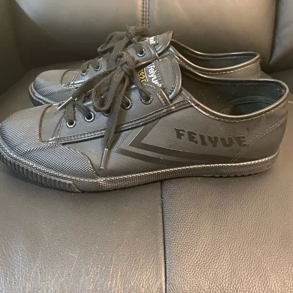 Feiyue shoes 1920 size 9 for men