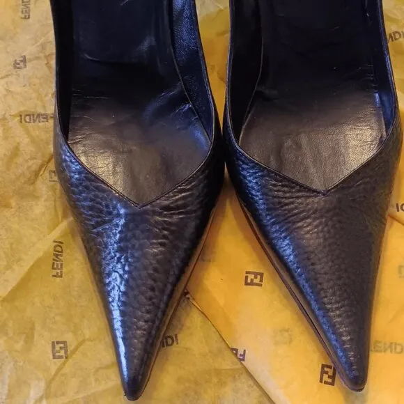 Fendi Black Patent Leather Pointed Toe Shoes Size Eu 39.5/US 8.5