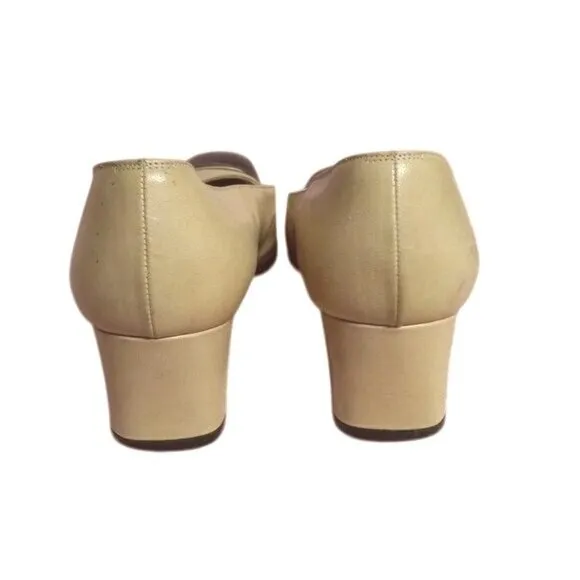 Ferragamo 8.5 A Beige Black Leather Cap Toe Pumps Mid Heel Womens Shoes Vintage