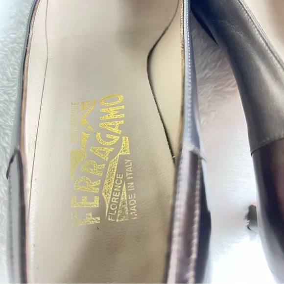 Ferragamo Pumps High Heels Shoes | Toe Cap Metallic designer Italian Leather 7.5