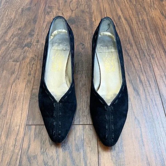 Ferragamo • vintage black suede pumps witchy low cuban heel 90s goth point toe