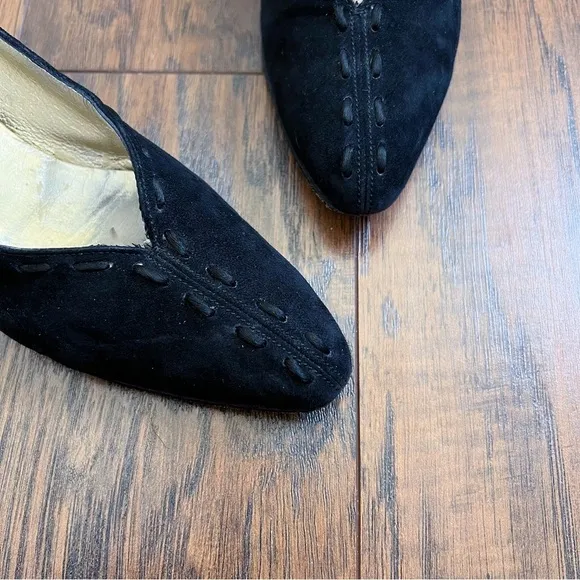 Ferragamo • vintage black suede pumps witchy low cuban heel 90s goth point toe