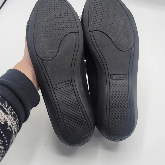 florshiem flats size 5 see pics for verification of size
