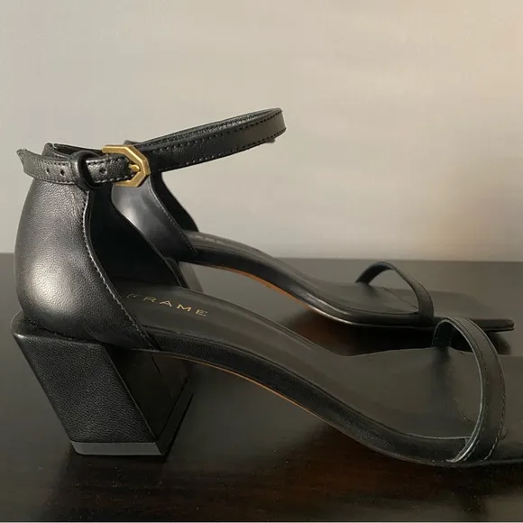 FRAME Like New Le Summit Square Toe Sandal Black Size 6