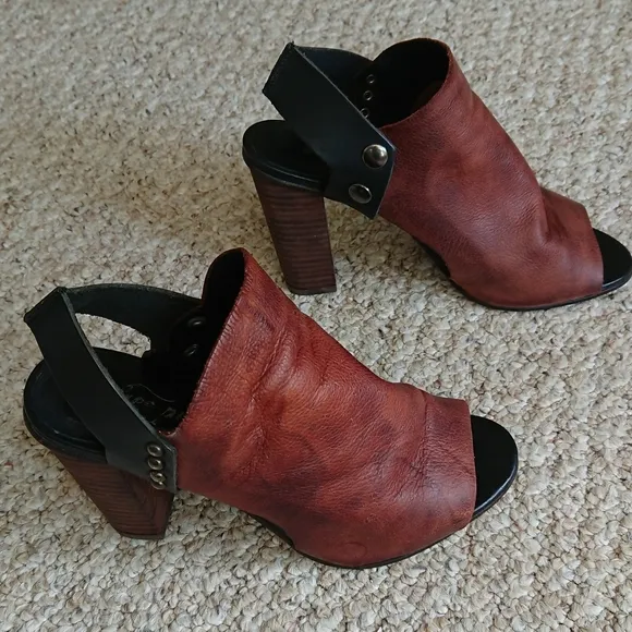 Free People Brown Leather The Picture This Heel size 36.5
