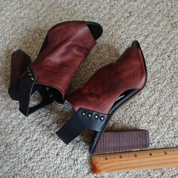 Free People Brown Leather The Picture This Heel size 36.5