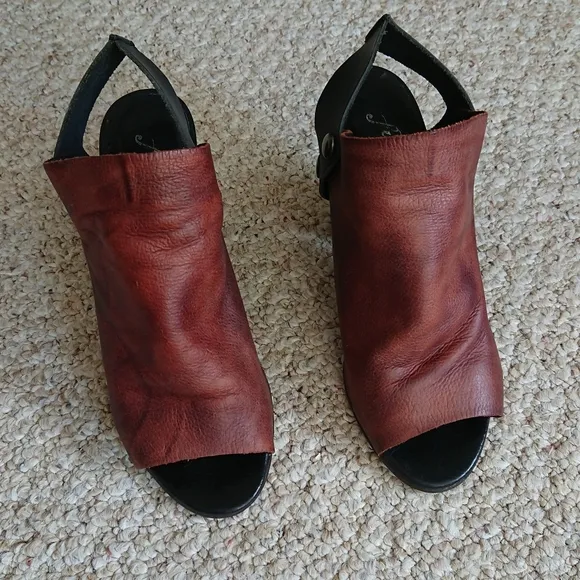 Free People Brown Leather The Picture This Heel size 36.5