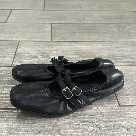 Free People Gemini Black Soft Leather Flats New!