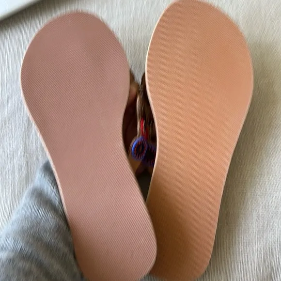 Free People NWT  laidback London Fun Tribal Flip Flop hand beaded sandal 🌈 🙏