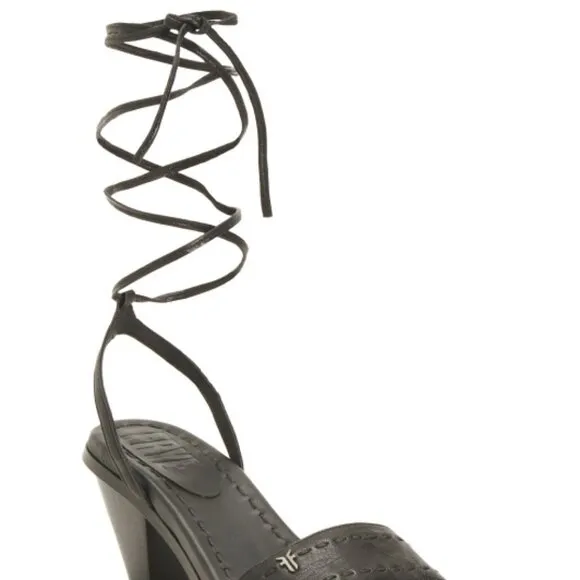 FRYE Black Leather Estelle Ankle Tie Sandals 5T7