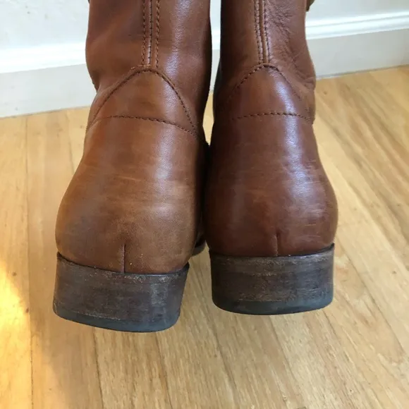 Frye Melissa Button Zip Short Brown Leather Boot size 8.5