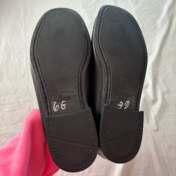 G.H. Bass &amp; Co. Black Leather Penny Loafers SZ 10 NWOT