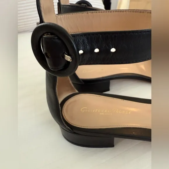 Gianvito Rossi Black Leather Portofino Flat Sandals Size EU 39 US 8.5