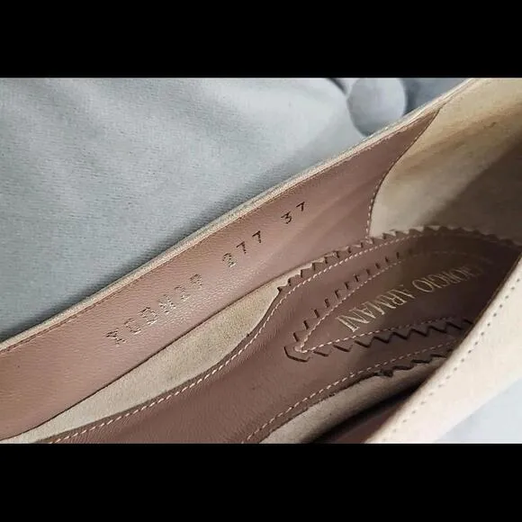 GIORGIO ARMANI Italy Beige Suede Heels Womens Shoes 37 7