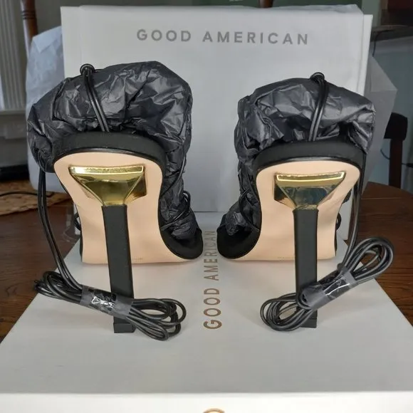 GOOD AMERICAN Elegant 4&quot; Gold and Black Strapped Square Heel and Toe Shoes SZ 9