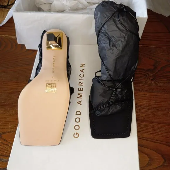 GOOD AMERICAN Elegant 4&quot; Gold and Black Strapped Square Heel and Toe Shoes SZ 9