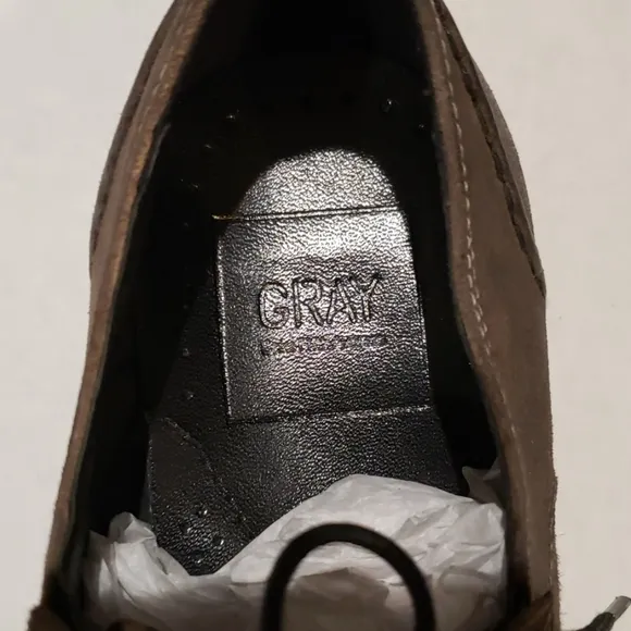 GRAY- Saks Fifth Avenue size 10 Men Shoes