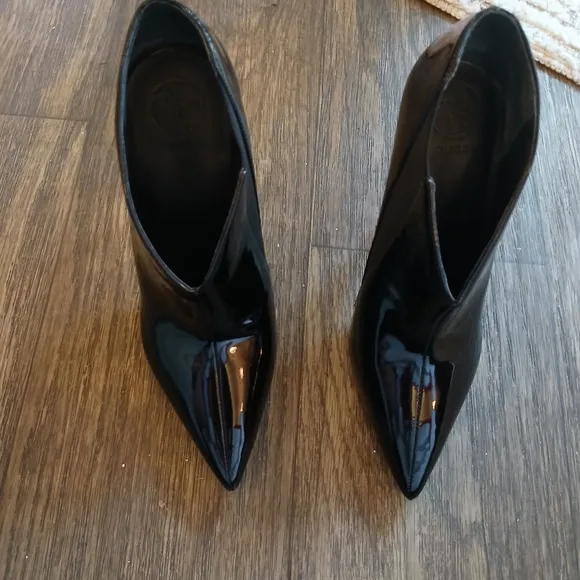 Guess Shoes Heels Bootie sz 7 Heels 4&quot; Used Womens