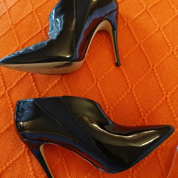 Guess Shoes Heels Bootie sz 7 Heels 4&quot; Used Womens