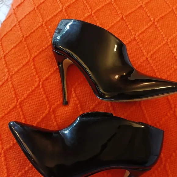Guess Shoes Heels Bootie sz 7 Heels 4&quot; Used Womens