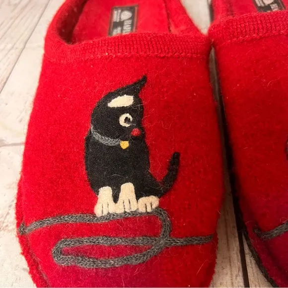 HAFLINGER Cat Mouse Red Wool Felt Slippers Shoes Germany Women Sz 41 / 10