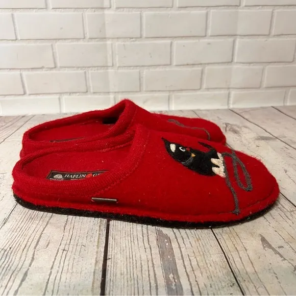 HAFLINGER Cat Mouse Red Wool Felt Slippers Shoes Germany Women Sz 41 / 10