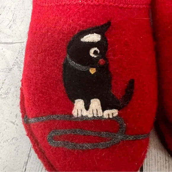 HAFLINGER Cat Mouse Red Wool Felt Slippers Shoes Germany Women Sz 41 / 10