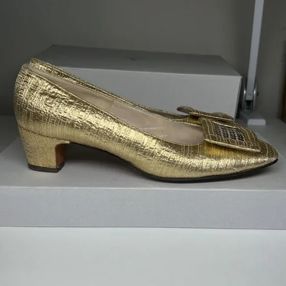Herbert Levine Vintage Gold Lame Metalic Sequin Buckle 60s Low High Heels Shoes